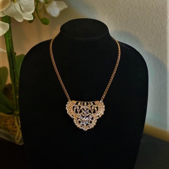 Gemstone Pendant Necklace - Picture 1 of 3